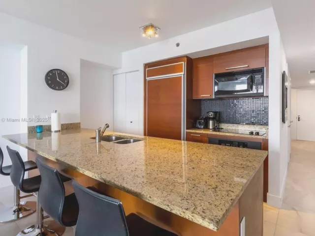 Квартира в аренду номер4705 - фото 7013956