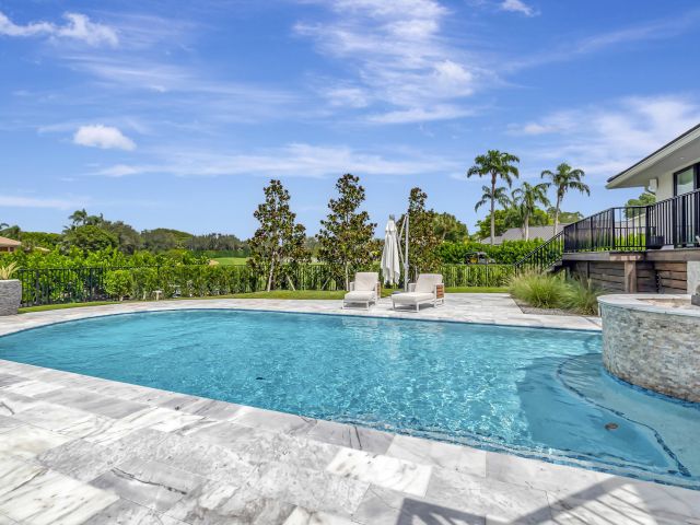 Продажа дома по адресу 3605 Oakview Court - фото 5754390