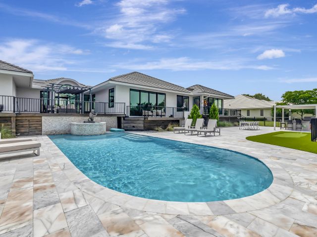 Продажа дома по адресу 3605 Oakview Court - фото 5754395