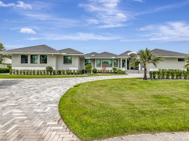 Продажа дома по адресу 3605 Oakview Court - фото 5754397