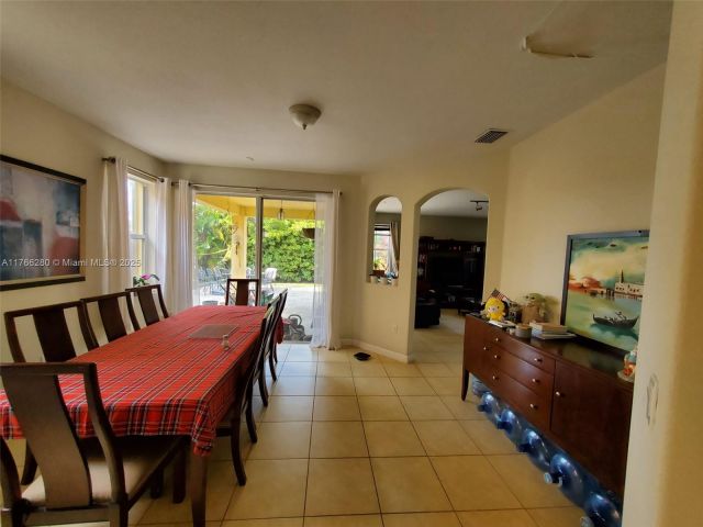 Продажа дома по адресу 11009 NW 80th Ln - фото 5713337