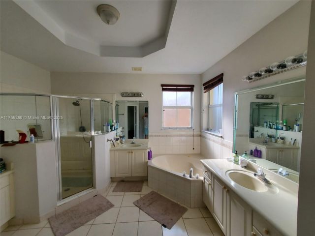 Продажа дома по адресу 11009 NW 80th Ln - фото 5713345