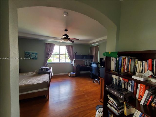 Продажа дома по адресу 11009 NW 80th Ln - фото 5713347