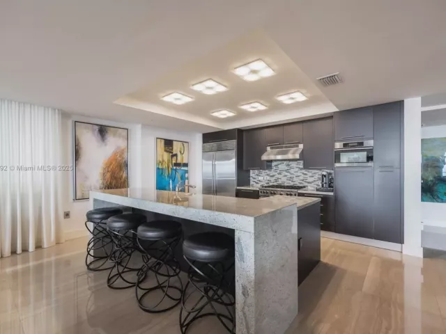 Продажа квартиры #U-0303 - фото 5711690