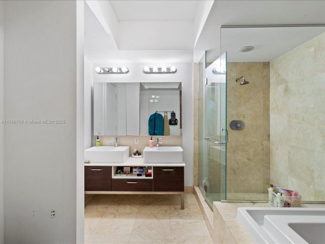 Продажа квартиры #1203 - фото 5737102