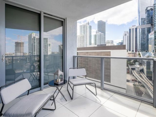 Продажа квартиры #1601 - фото 5721847