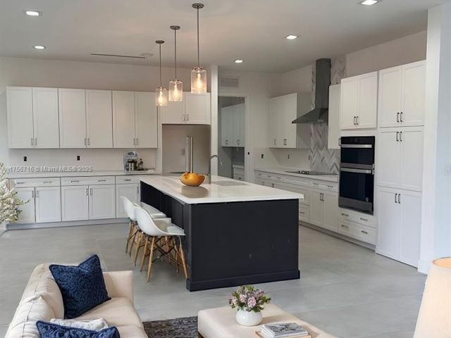 Продажа дома по адресу 24480 SW 209th Pl - фото 5717819