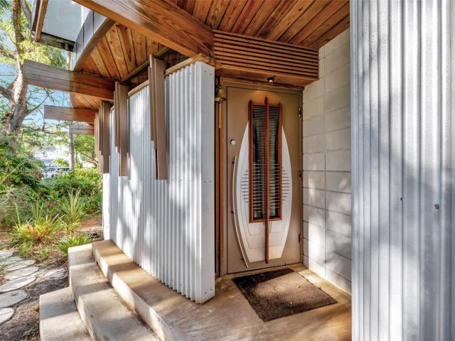 Продажа дома по адресу 2410 SW 29th Way - фото 6096836