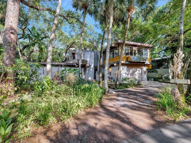 Продажа дома по адресу 2410 SW 29th Way - фото 6096838