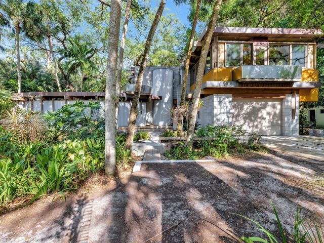 Продажа дома по адресу 2410 SW 29th Way - фото 6096842