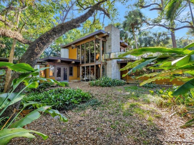 Продажа дома по адресу 2410 SW 29th Way - фото 6096844