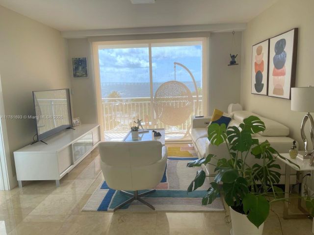 Продажа квартиры #904 - фото 5727685