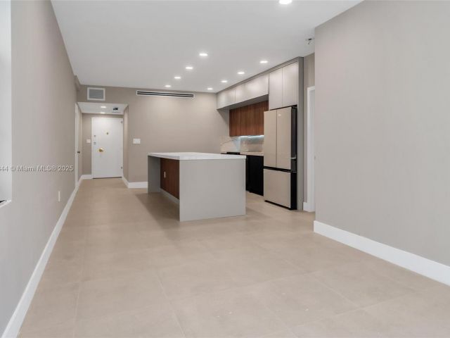 Продажа квартиры #9B - фото 5827528