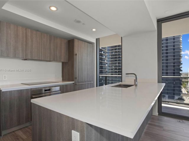 Продажа квартиры #1609 - фото 5786667