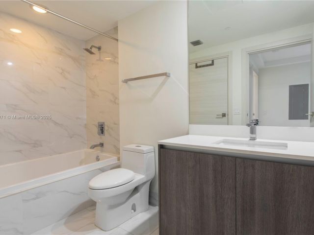 Продажа квартиры #1609 - фото 5786675