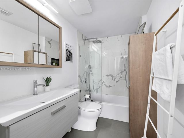 Продажа квартиры #1207 - фото 5840091