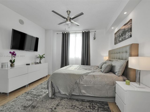 Продажа квартиры #1207 - фото 5840093