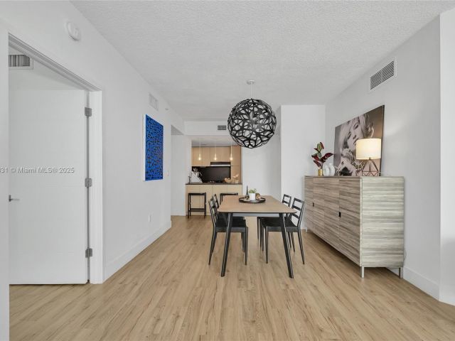 Продажа квартиры #1207 - фото 5840099