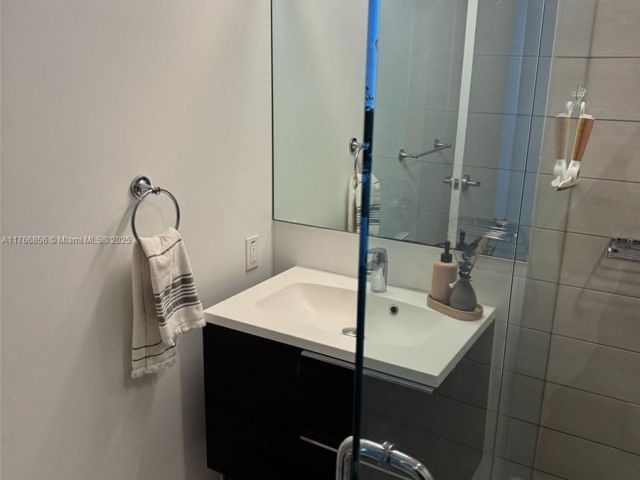 Продажа квартиры #7C-N - фото 5726843