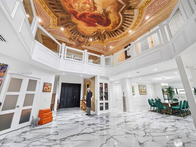 Продажа дома по адресу 3400 NE 164th St - фото 5721766