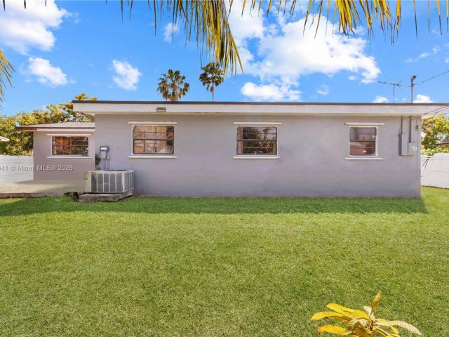 Продажа дома по адресу 14461 SW 285th St - фото 5816547