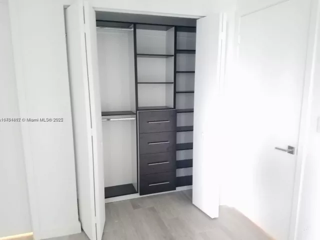 Продажа квартиры #1107 - фото 5847854