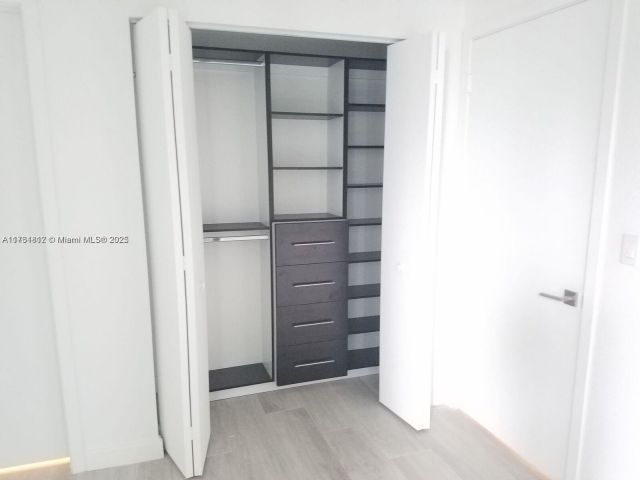 Продажа квартиры #1107 - фото 5847854