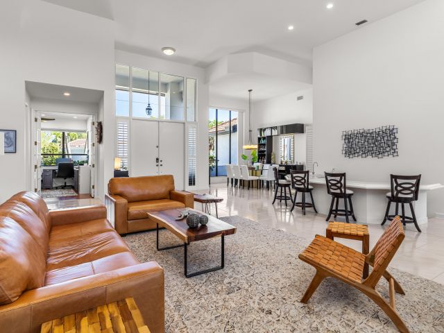 Продажа дома по адресу 17713 Charnwood Drive - фото 5820850