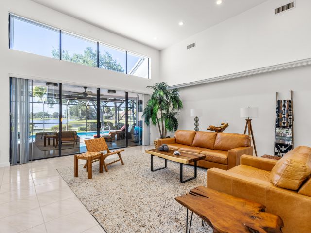 Продажа дома по адресу 17713 Charnwood Drive - фото 5820851