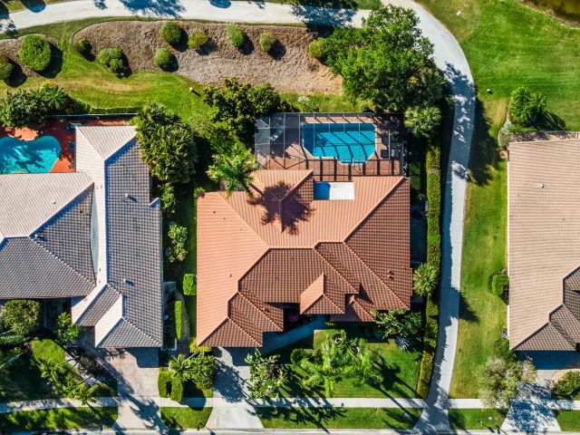 Продажа дома по адресу 17713 Charnwood Drive - фото 5820855