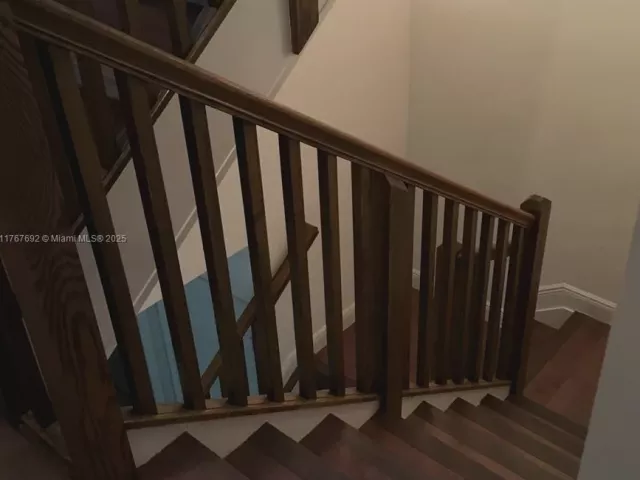 Дом в аренду по адресу 5189 NW 85th Ave 5189 - фото 7593548