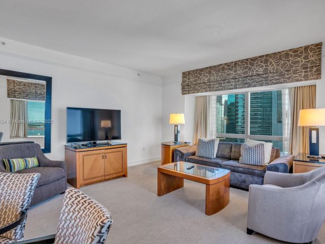 Квартира в аренду номер3607 - фото 5731754