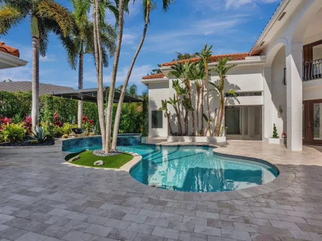 Продажа дома по адресу 6131 NW 30th Avenue - фото 9023985