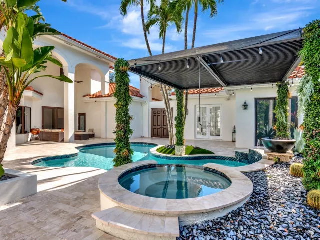 Продажа дома по адресу 6131 NW 30th Avenue - фото 9023998