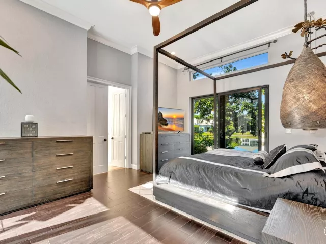 Продажа дома по адресу 6131 NW 30th Avenue - фото 9024015
