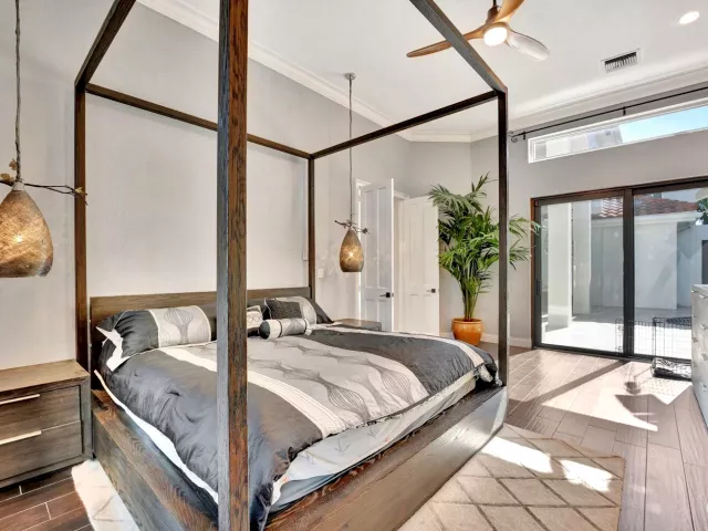 Продажа дома по адресу 6131 NW 30th Avenue - фото 9024017
