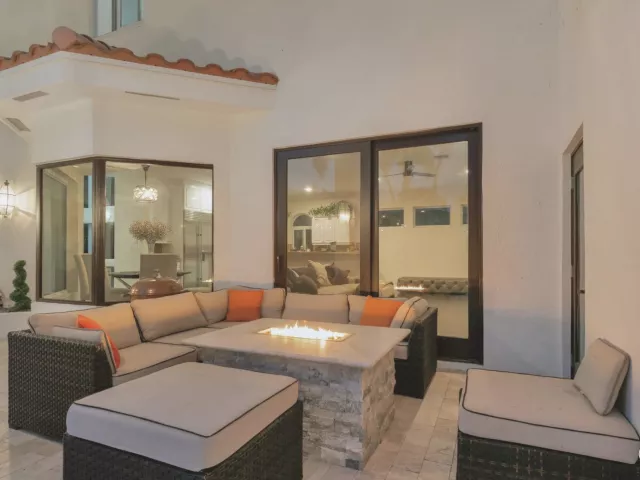 Продажа дома по адресу 6131 NW 30th Avenue - фото 9023971