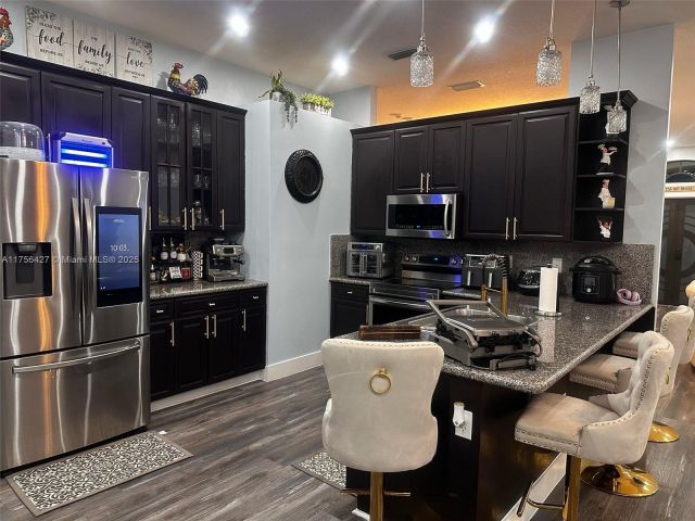 Продажа дома по адресу 2908 Augusta Dr - фото 5729520