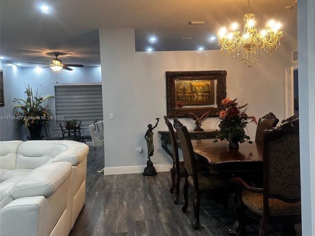 Продажа дома по адресу 2908 Augusta Dr - фото 5729529