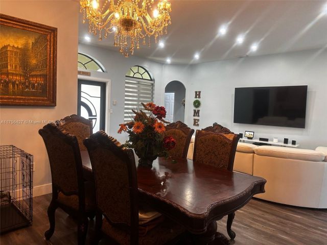 Продажа дома по адресу 2908 Augusta Dr - фото 5729530