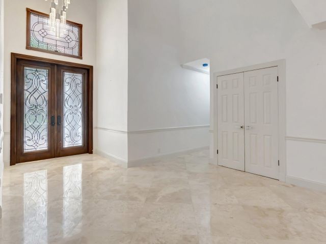 Продажа дома по адресу 930 N Parkside Circle N - фото 5822597