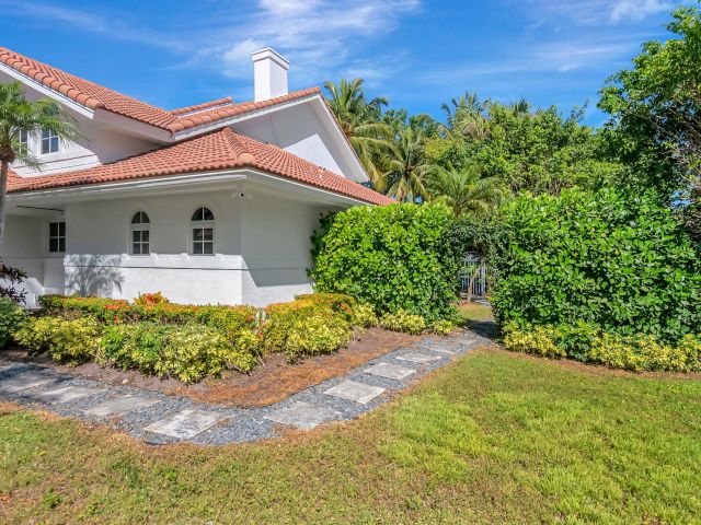 Продажа дома по адресу 930 N Parkside Circle N - фото 5822599