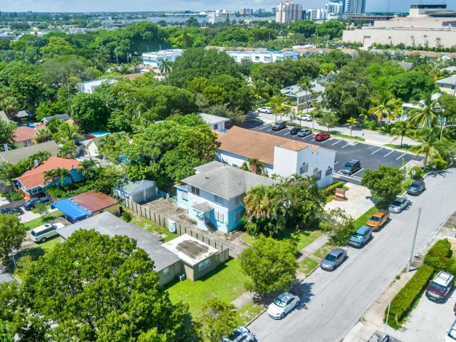 Продажа дома по адресу 1311 Georgia Avenue - фото 5748340