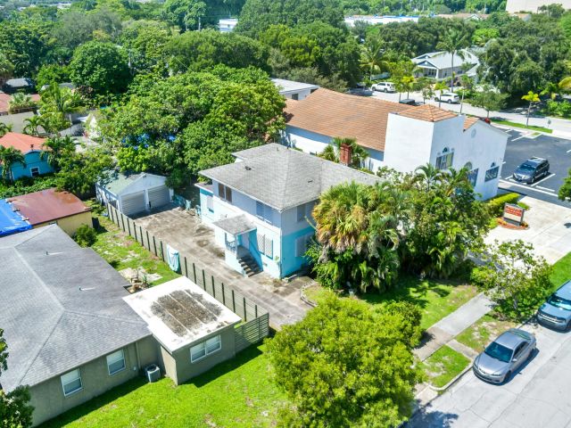 Продажа дома по адресу 1311 Georgia Avenue - фото 5748343