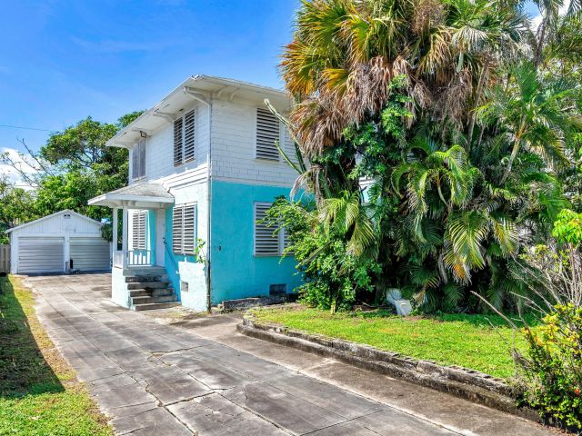 Продажа дома по адресу 1311 Georgia Avenue - фото 5748345