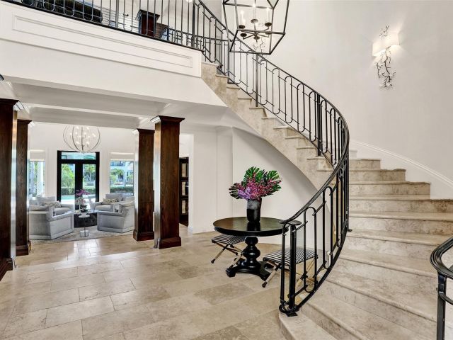 Продажа дома по адресу 35 Compass Isle - фото 5766086