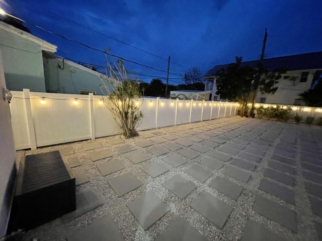 Дом в аренду по адресу 615 SW 9 Street - фото 6073224