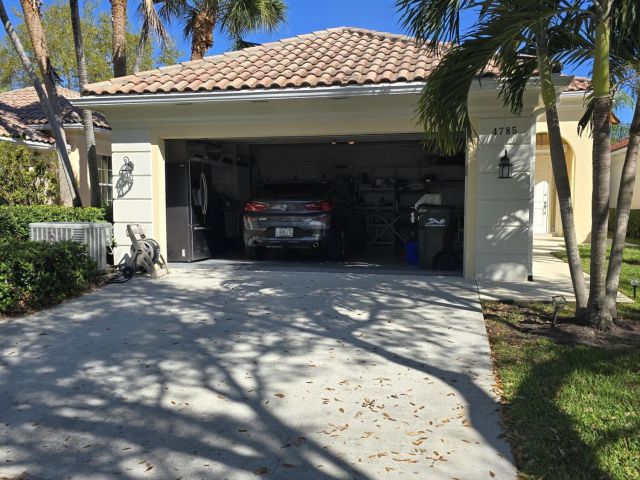 Продажа дома по адресу 4785 Blossom Drive Drive - фото 5754407