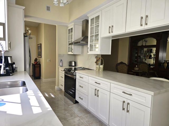 Продажа дома по адресу 4785 Blossom Drive Drive - фото 5754417