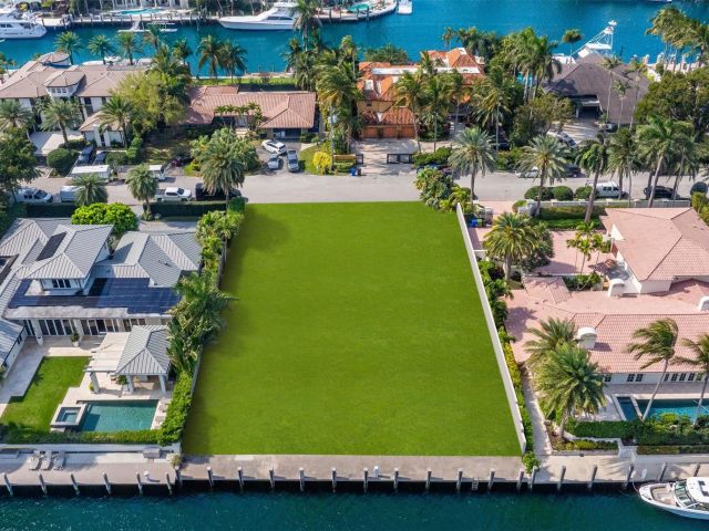 Продажа дома по адресу 2455 Del Lago Dr - фото 5760294